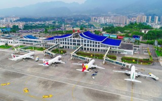 湖北机场集团公司是央企吗？
